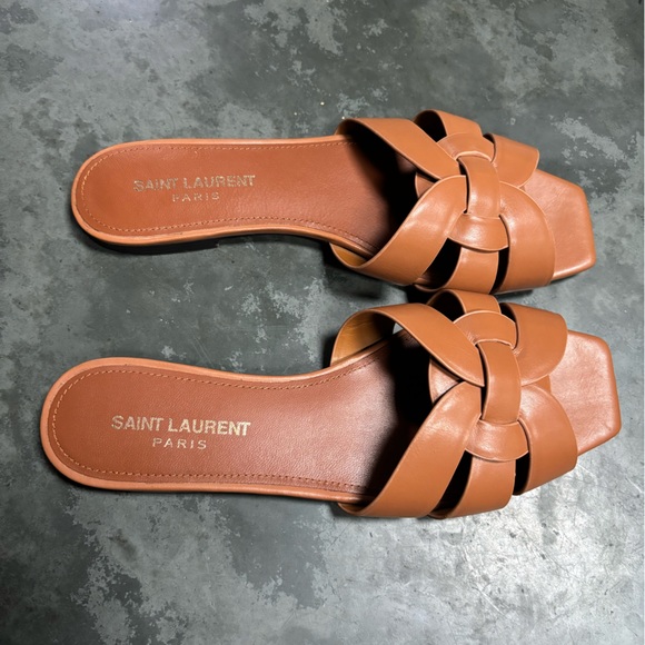 Saint Laurent Tribute Mules in Smooth Leather - Picture 9 of 11